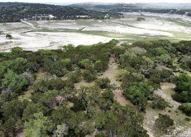 Deep water Medina Lake, waterfront 2.01 acre lot on the main - photo 22