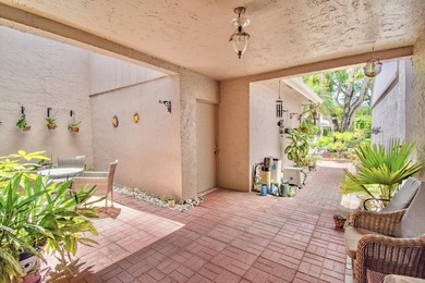 Discover the perfect balance of luxury and ease in this - photo 3