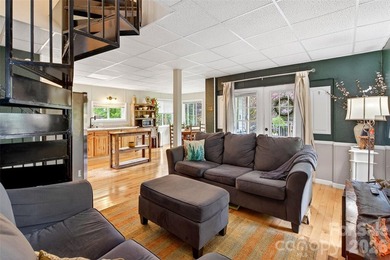Creekside Mountain Retreat with Views, Dual Decks & Flexible - photo 31