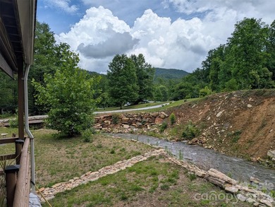 Creekside Mountain Retreat with Views, Dual Decks & Flexible - photo 34