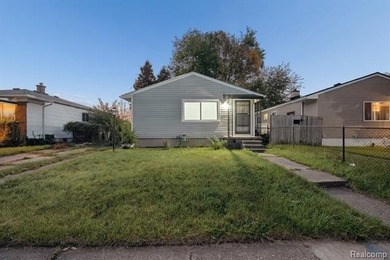 Detroit River Home For Sale in Ecorse Michigan