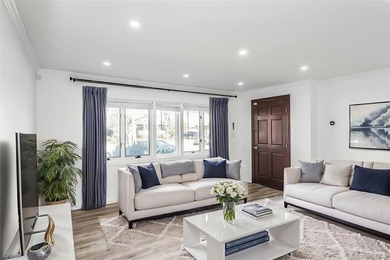 Welcome to your elegant and spacious remodeled, 6+ bedroom, 5 - photo 3