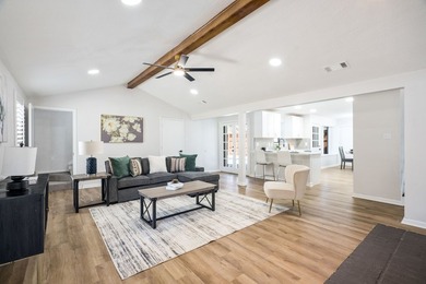 Welcome to this beautifully fully updated 5-bedroom, 4-bathroom - photo 15