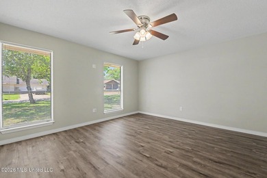 Beautifully updated 3-bedroom, 2-bath home tucked away on a - photo 9