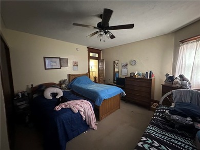 Well maintained, well established, and profitable personal care - photo 23