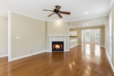 Spacious and beautifully maintained 3 bedroom, 2 and a half bath - photo 1