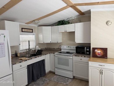 Well maintained Home in a 55+ park, fully furnished home with - photo 7