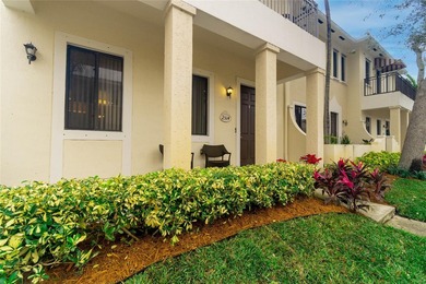 Welcome to this beautifully maintained 3-bed, 2.5-bath corner - photo 2