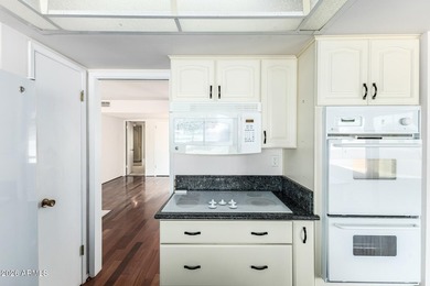 Charming single-story home in Sun City is now on the market! - photo 23