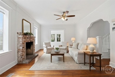 Move-In Ready!! ALL Fresh paint throughout: Ceilings, walls - photo 4
