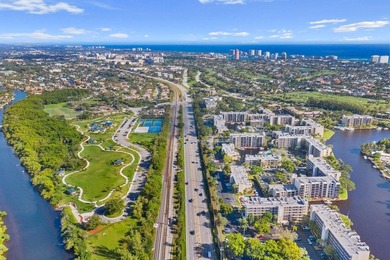 Stunning 2BR/2BA deluxe condo in the heart of SE Boca! Nestled - photo 50