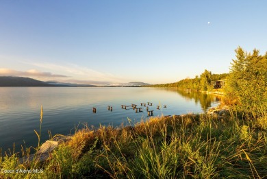 Lake Lot For Sale in Sandpoint, Idaho