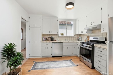 Located in Outer Parkside within proximity of Ocean Beach, Lake - photo 10