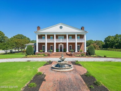 (private lake, pond, creek) Home For Sale in Bells Tennessee