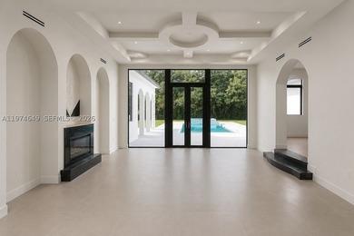 Remarkable new, 6-bdrm, 7-baths, 2 half-bath luxury estate - photo 12
