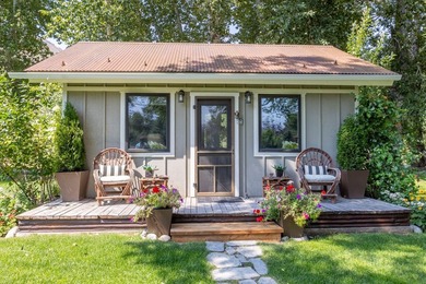 Beautiful private compound three bed main house two guest - photo 24