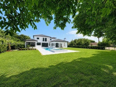 Remarkable new, 6-bdrm, 7-baths, 2 half-bath luxury estate - photo 31