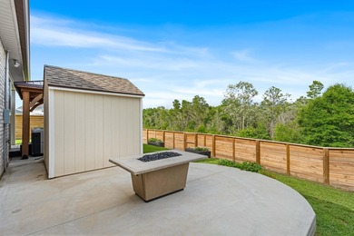 Welcome to 101 Hydrangea Boulevard, a beautifully designed - photo 37