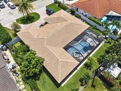 Beautifully updated home in fabulous community shows like a - photo 43