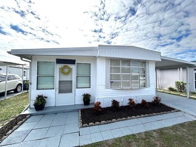Lake Jackson - Highlands County Home For Sale in Sebring Florida