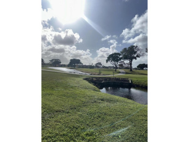 Lake Condo For Sale in Delray Beach, Florida