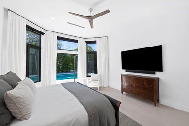 Set on a quiet cul-de-sac within the prestigious enclave of Long - photo 13
