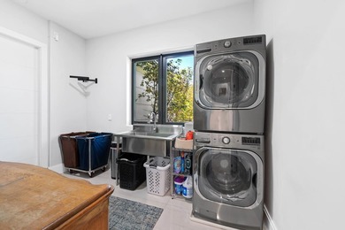 Set on a quiet cul-de-sac within the prestigious enclave of Long - photo 36