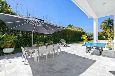 Set on a quiet cul-de-sac within the prestigious enclave of Long - photo 46