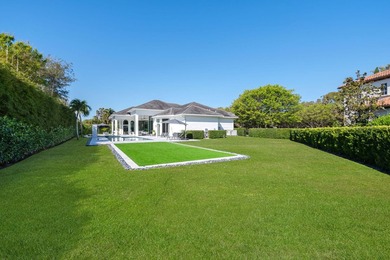Set on a quiet cul-de-sac within the prestigious enclave of Long - photo 47
