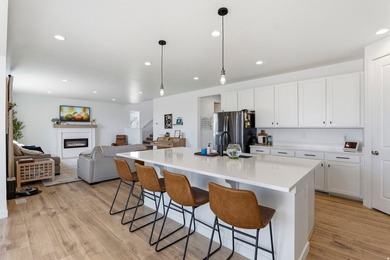 PRICED BELOW MARKET VALUE TO SELL QUICKLY! Sellers are open to - photo 12