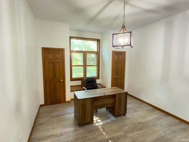 THE BEST OF BOTH WORLDS!! 4920 Sq foot Sprawling luxury ranch - photo 13