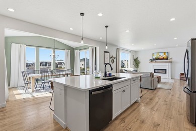 PRICED BELOW MARKET VALUE TO SELL QUICKLY! Sellers are open to - photo 13
