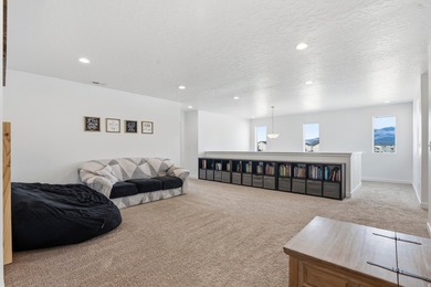 PRICED BELOW MARKET VALUE TO SELL QUICKLY! Sellers are open to - photo 24