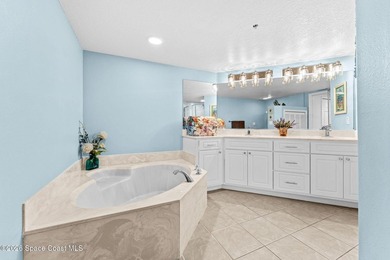 WELCOME HOME to this beautifully updated condominium offering - photo 25