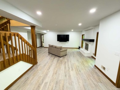 THE BEST OF BOTH WORLDS!! 4920 Sq foot Sprawling luxury ranch - photo 26