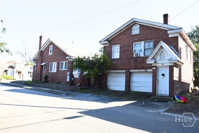 Located on a large corner lot in Savannah's Baldwin Park - photo 3