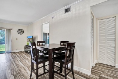 Updated First Floor 2/2 Corner Unit with Water/Preserve Views! - photo 4