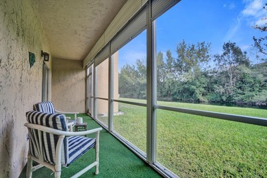 Updated First Floor 2/2 Corner Unit with Water/Preserve Views! - photo 5