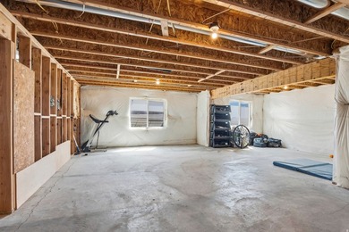 PRICED BELOW MARKET VALUE TO SELL QUICKLY! Sellers are open to - photo 36
