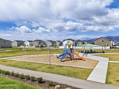 PRICED BELOW MARKET VALUE TO SELL QUICKLY! Sellers are open to - photo 42