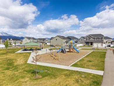 PRICED BELOW MARKET VALUE TO SELL QUICKLY! Sellers are open to - photo 43