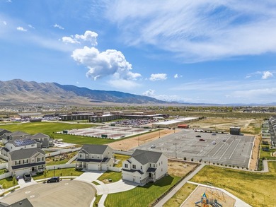 PRICED BELOW MARKET VALUE TO SELL QUICKLY! Sellers are open to - photo 46