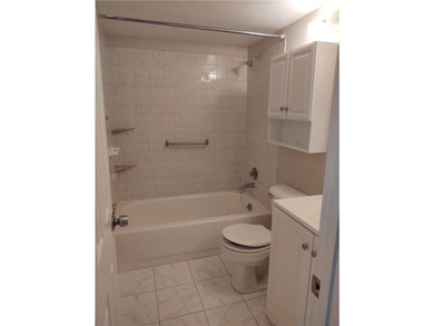 Clean and Neat 1 bedroom, 1 bath unit in 55+ Community in - photo 7