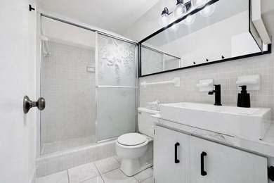 Two bedroom/ Two full bath condo located in the wonderful - photo 13