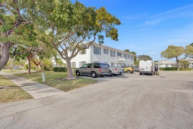 Two bedroom/ Two full bath condo located in the wonderful - photo 34