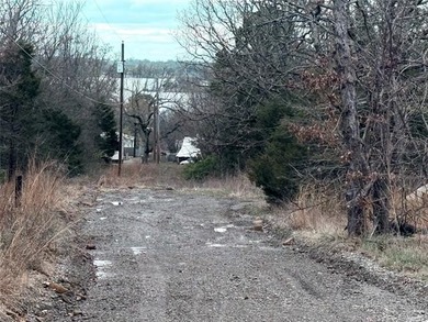 Quiet Lake Lot Near Lake Eufaula - Prime Location in Sportsman's - photo 4