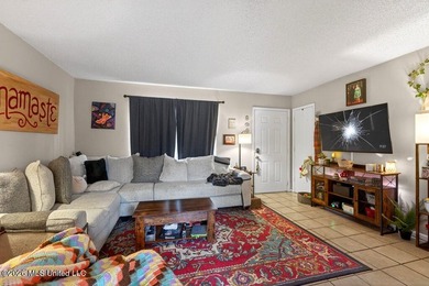 This 3-bedroom, 1.5-bathroom residence is the ideal addition to - photo 4