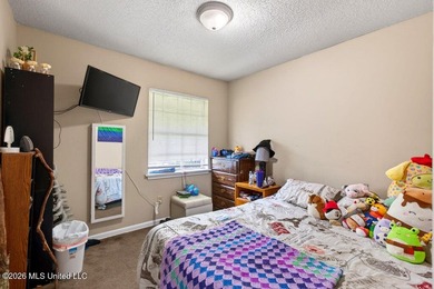 This 3-bedroom, 1.5-bathroom residence is the ideal addition to - photo 9