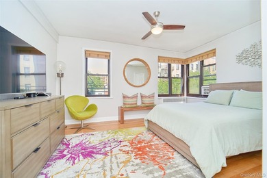 Come see this lovely Villiage Flair apartment, filled with light - photo 16