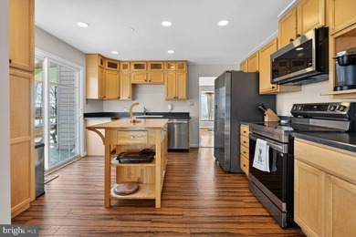 Be prepared to fall in LOVE! This 3-level, 2800+ sq ft home sits - photo 6